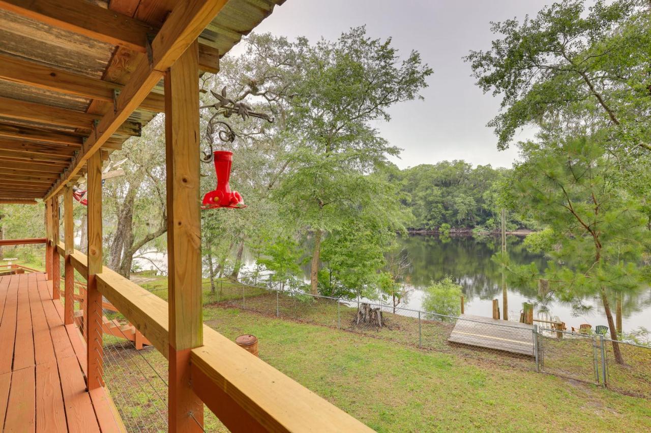 Charming Abode With Dock On The Suwannee River Bell Extérieur photo